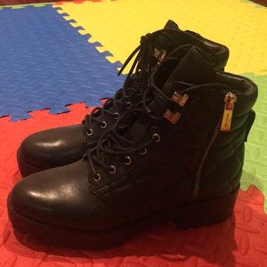 Brand New Michael Kors Boots